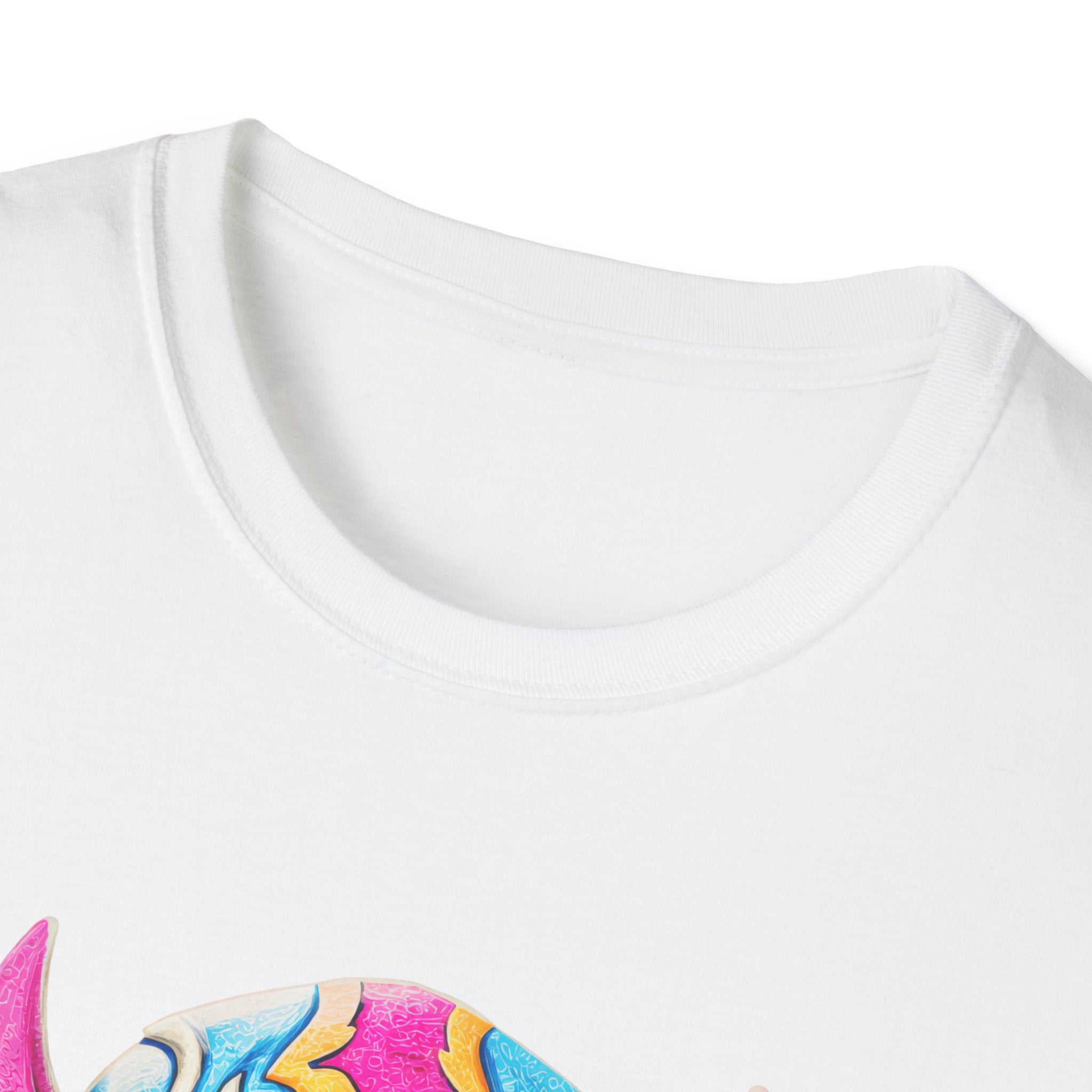 Luchador Mask Graphic T-Shirt — Vibrant Mexican Wrestling Design